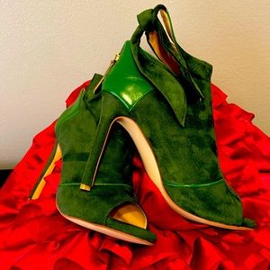 Christmas Green Bootie with zip back & tie